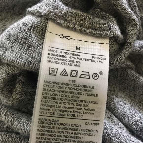 Gap Coverup gray heathered V neck sz M soft - Picture 9 of 9